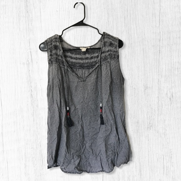 Anthropologie Tops - Luna Moon Embroidered Tassel Tank